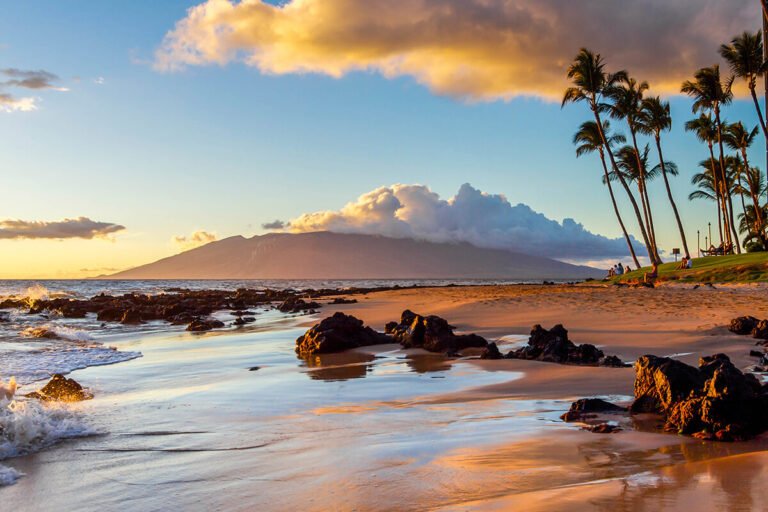 Our Top 15 Best FREE Things to Do in Hawaii: